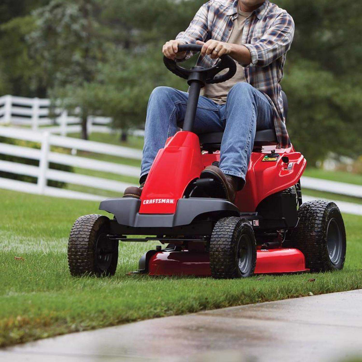 Craftsman CMXGNAM2110701 30 in. 344 cc gear gas riding mower